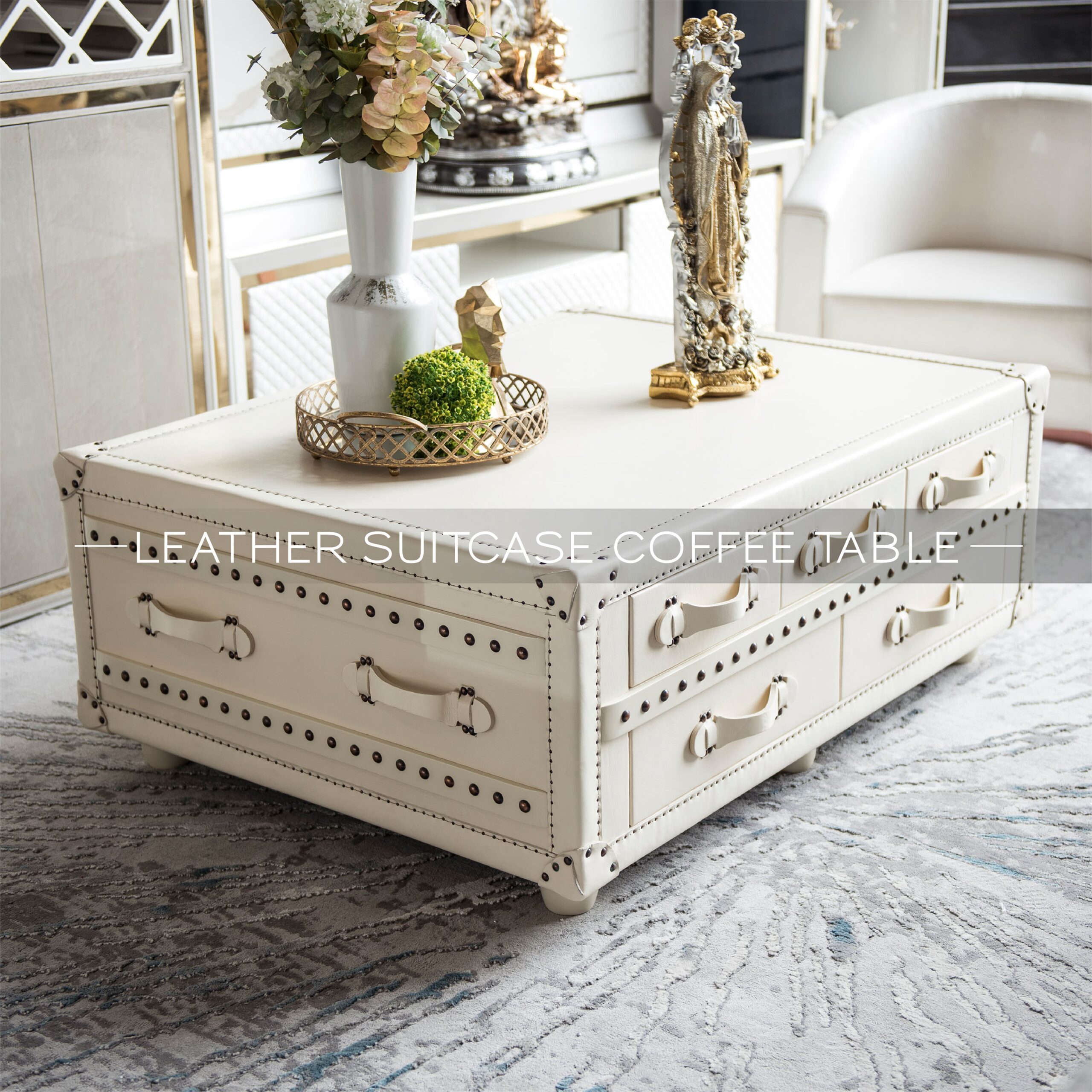 LEATHER COFFEE TABLE Divino Diseño